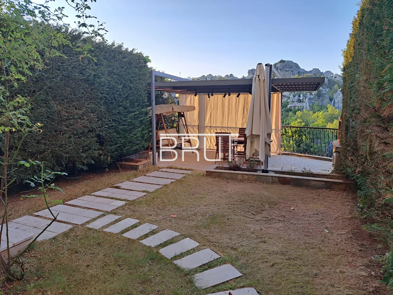 Chalet for Sale in Feitroun - 1 bed