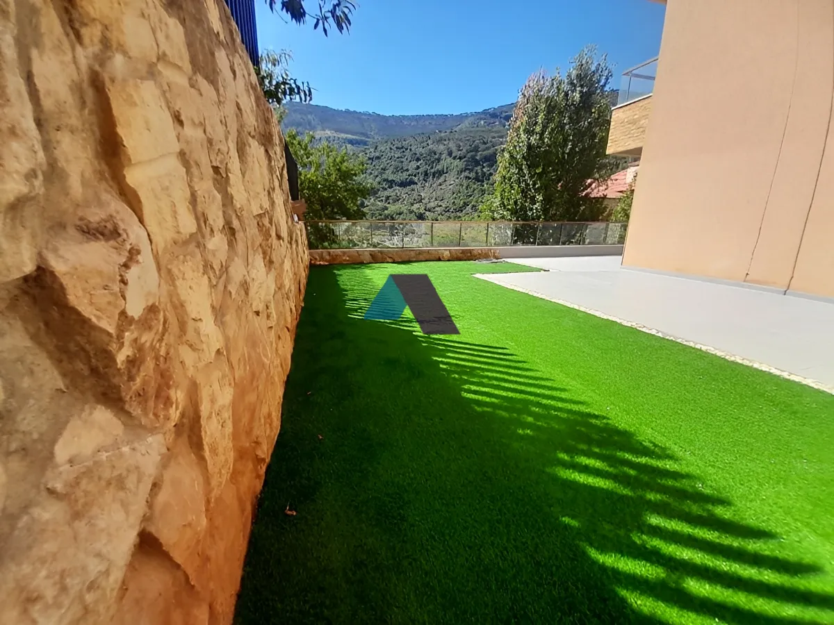 Apartment for Sale in Baabdat - 2 bed, 2 bath