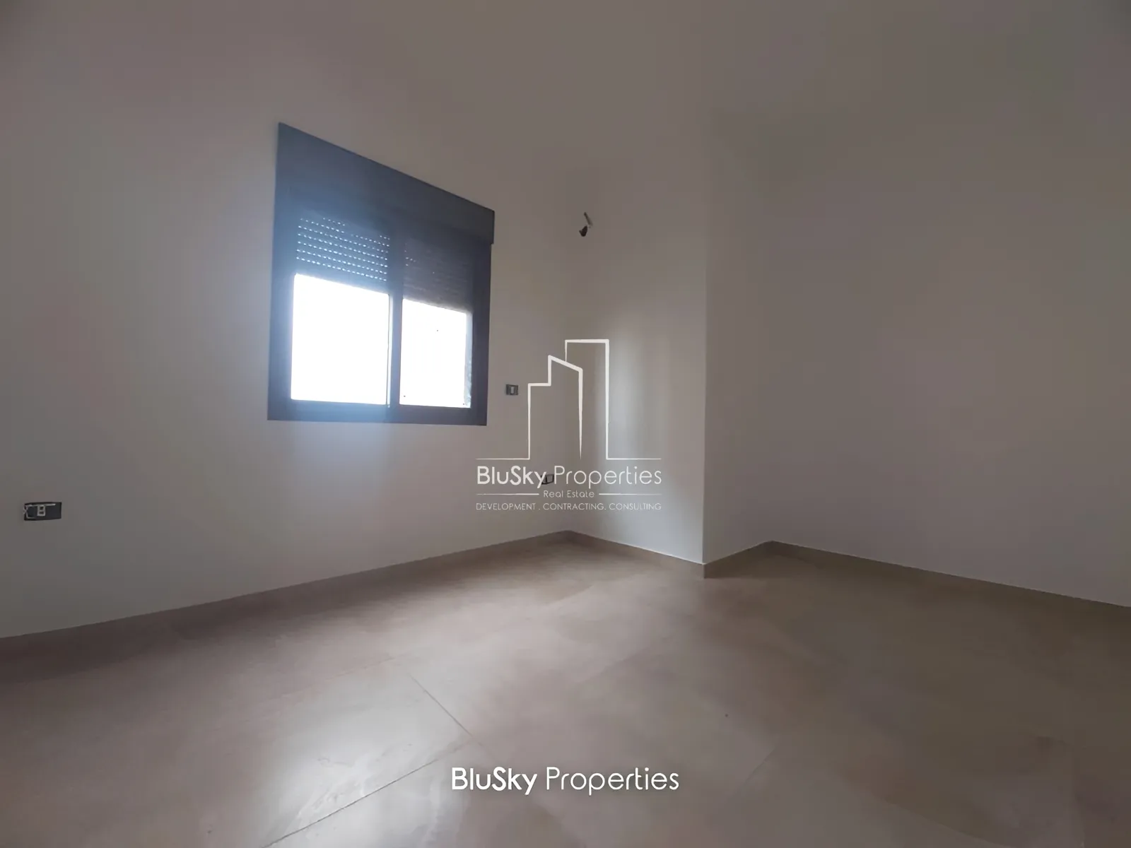 Apartment for Sale in Halat