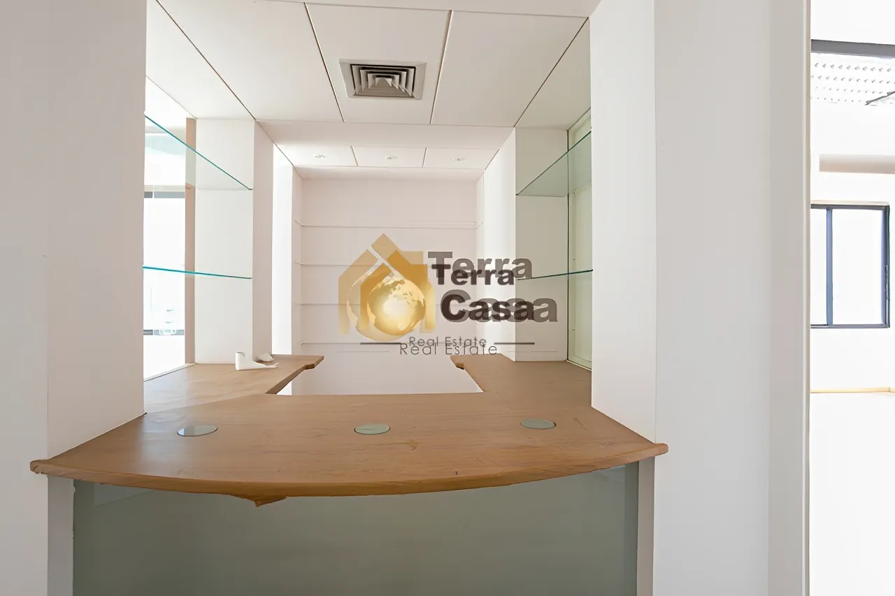 Office for sale in Achrafieh