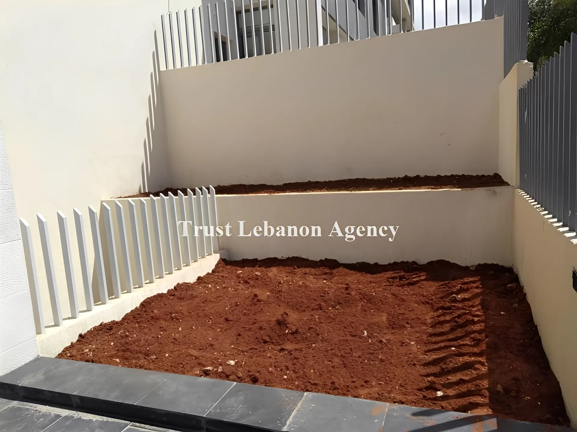 Triplex for Sale in Baabda yarzeh