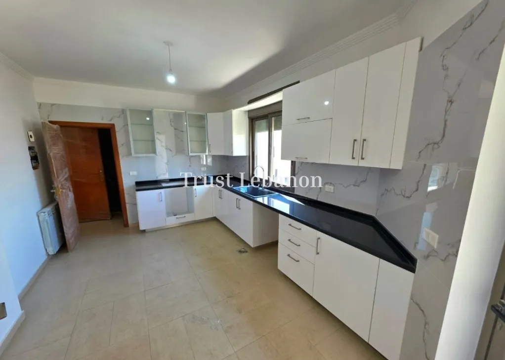 Apartment for sale in Kfar Hbab, Lebanon