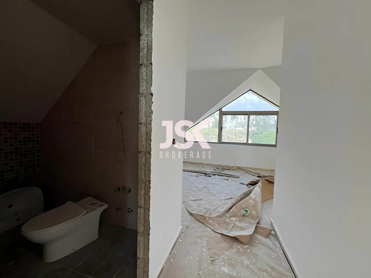Duplex for Sale in Blat