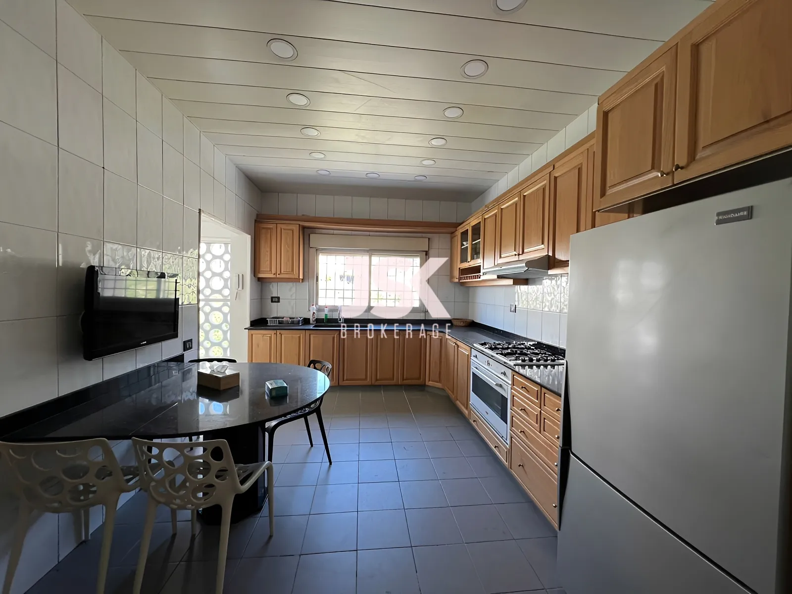 Apartment for Rent in Kfar Hbab - 3 bed, 4 bath