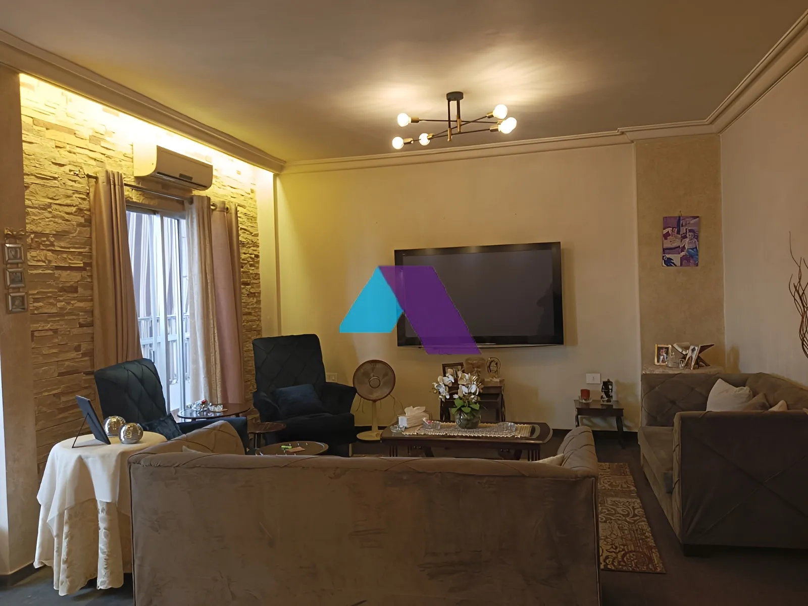 Apartment for Sale in Bourj Hammoud - 3 bed, 2 bath