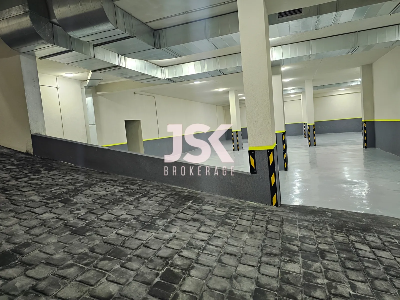 Warehouse for Sale in Baabda