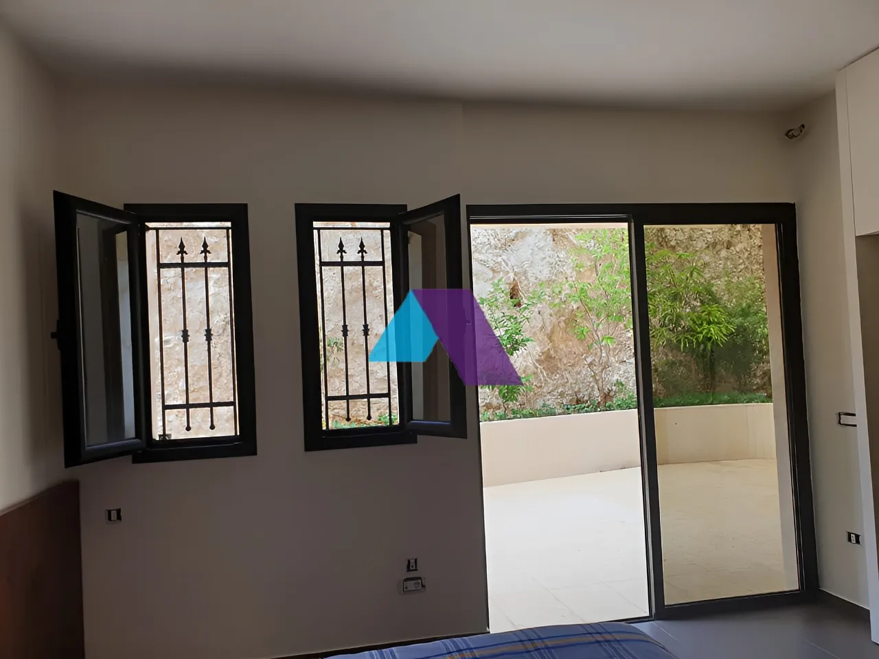 Apartment for Sale in Bsalim