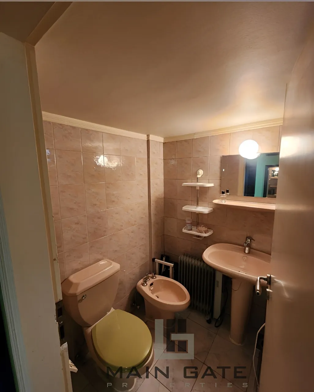 Apartment for Sale in Beit El Chaar, Lebanon - 3 bed, 3 bath