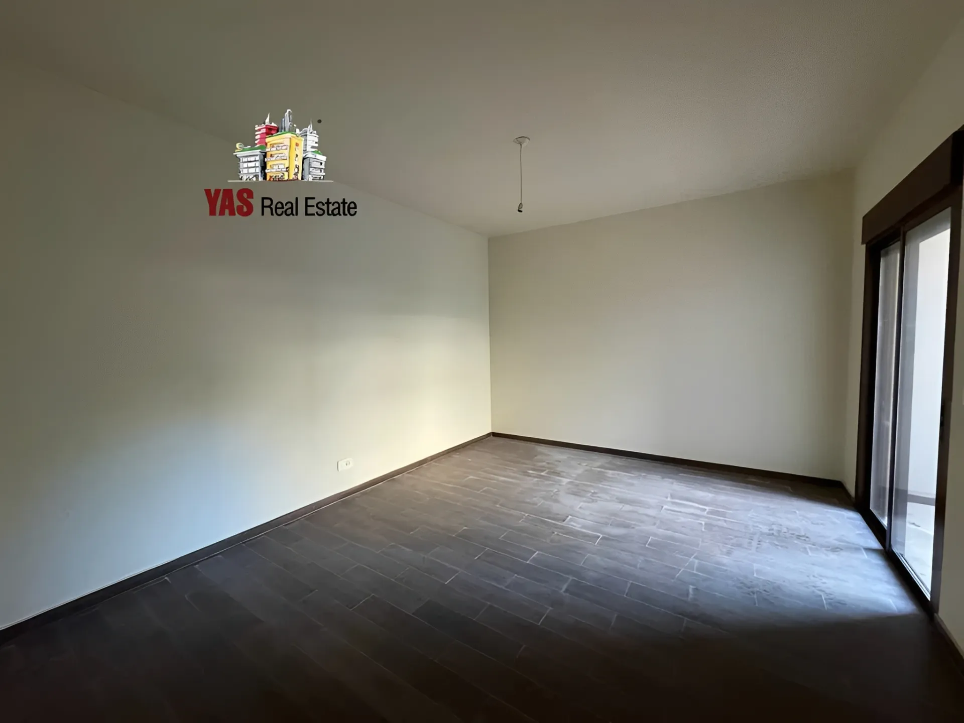 Apartment for Rent in Ballouneh