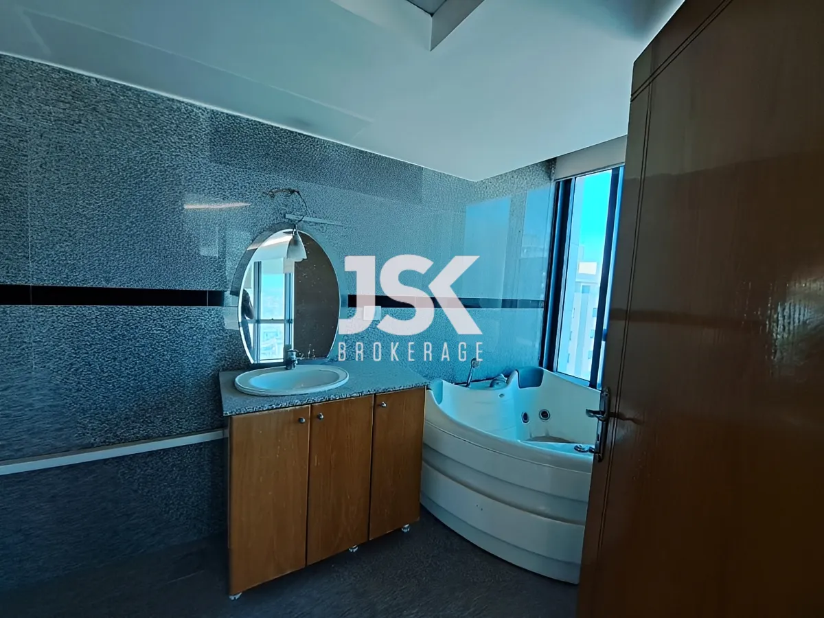 Office for rent in Baouchriyeh