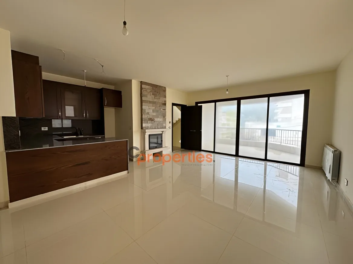 Chalet for Sale in Faitroun - 4 bed, 4 bath