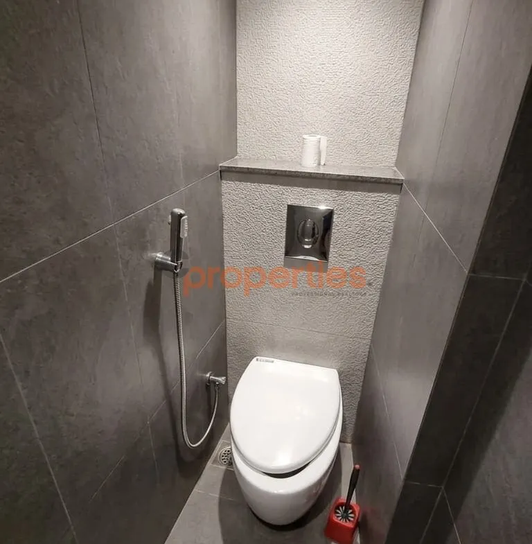 Shop for Sale in Achrafieh