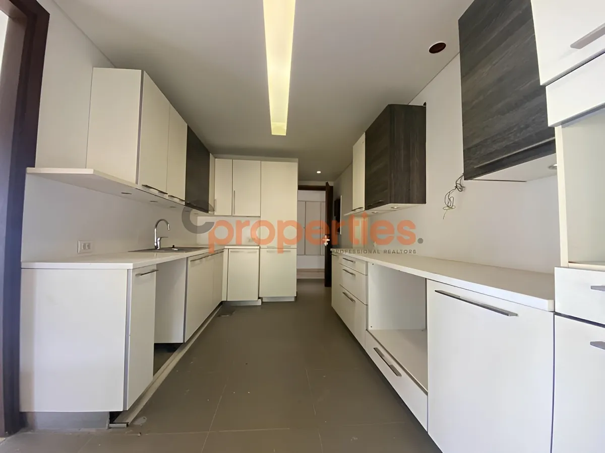 Apartment for Sale in Yarzeh