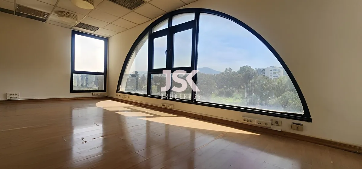 Office for rent in Hazmieh