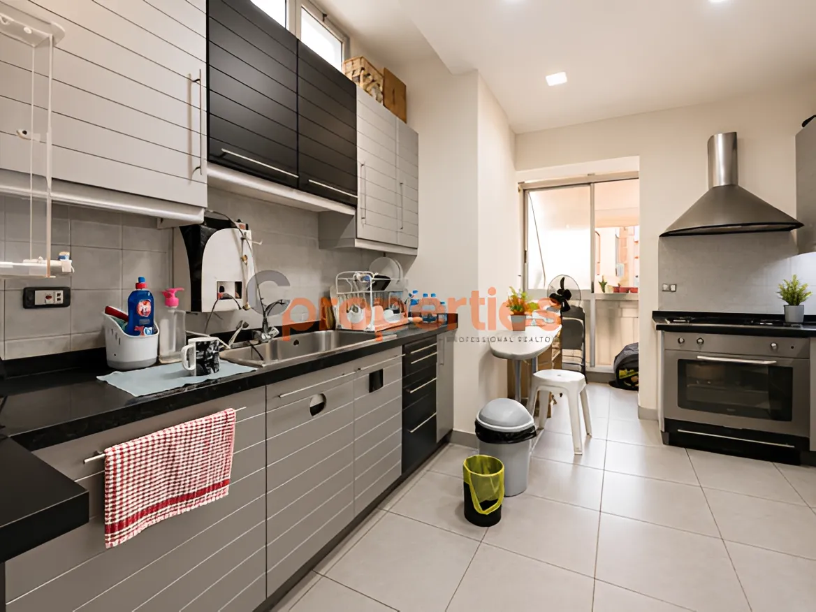 Apartment for Sale in Hamra