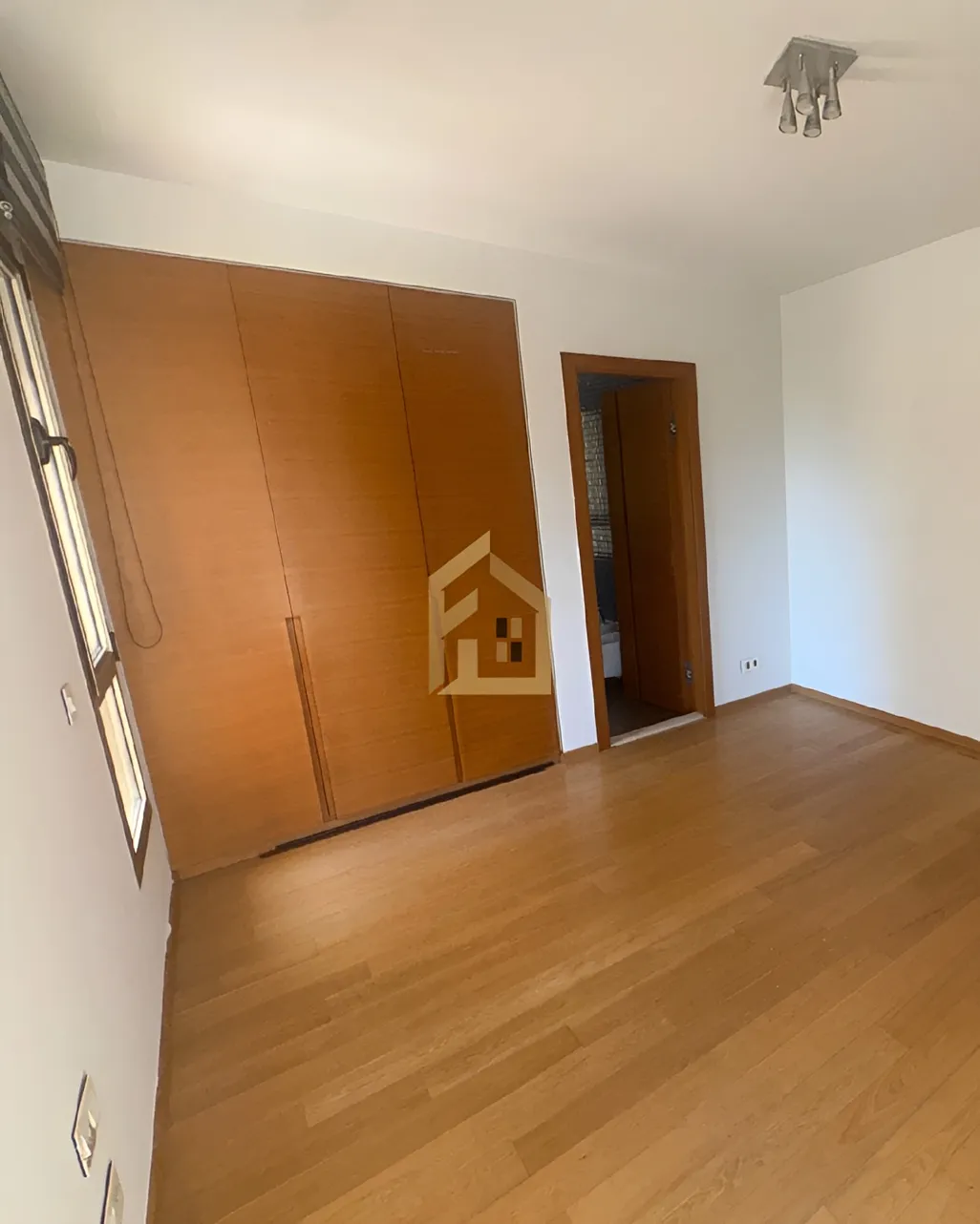 Apartment for sale in Tallet El Khayyat, Bayrut, Lebanon