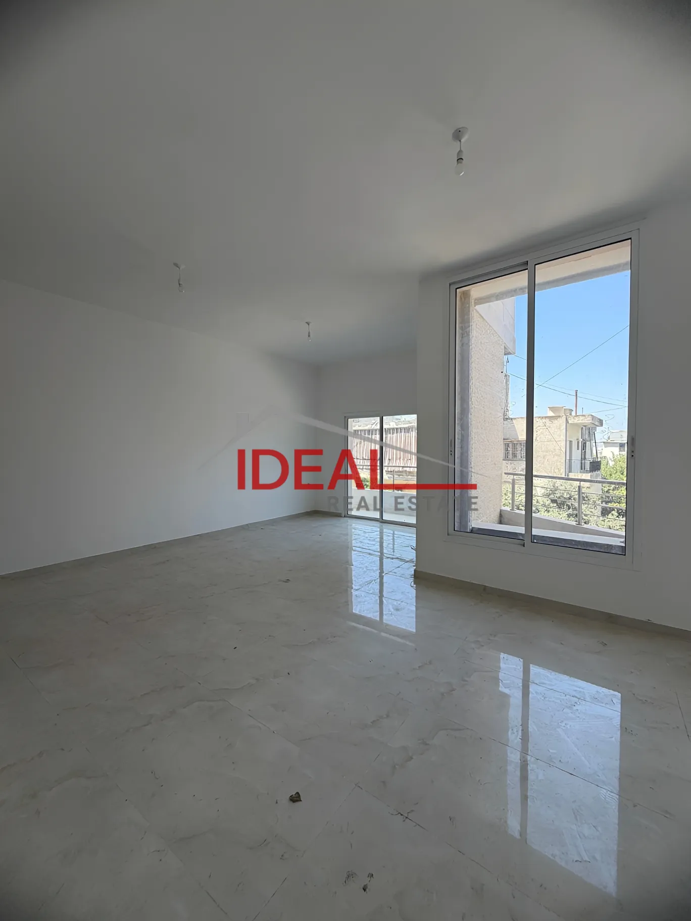 Apartment for sale in Ballouneh, Lebanon