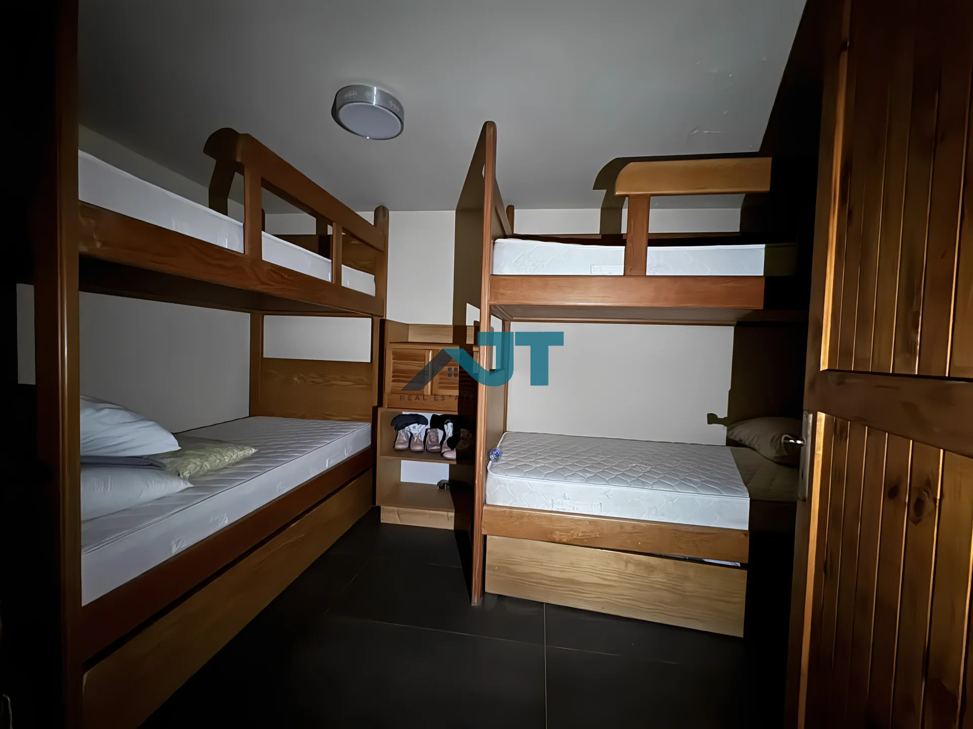 Apartment for Sale in Kfardebian