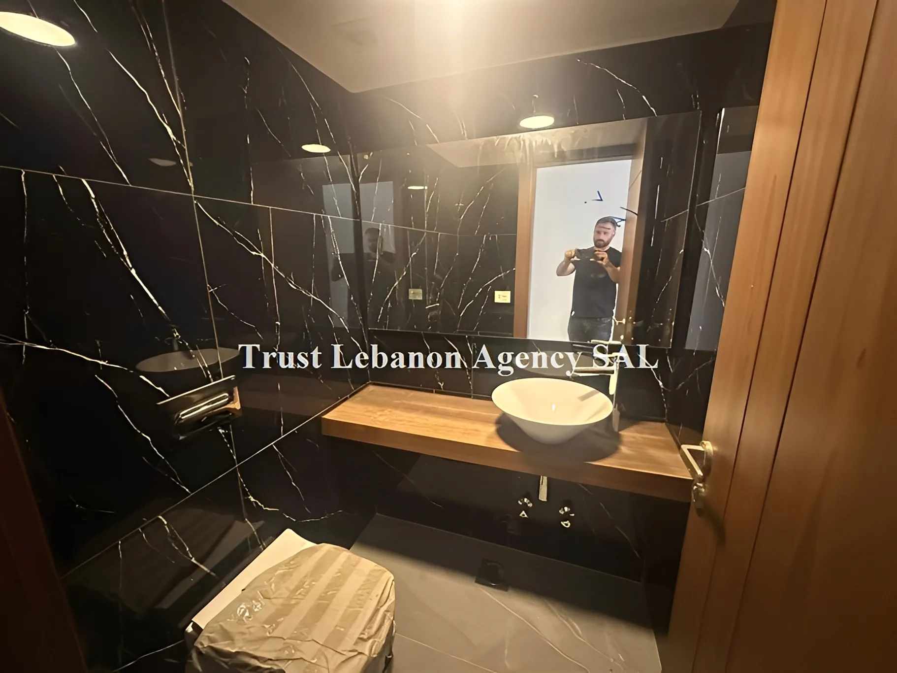 Apartment for Sale in Metn Beit Mery Lebanon - 3 bed, 5 bath