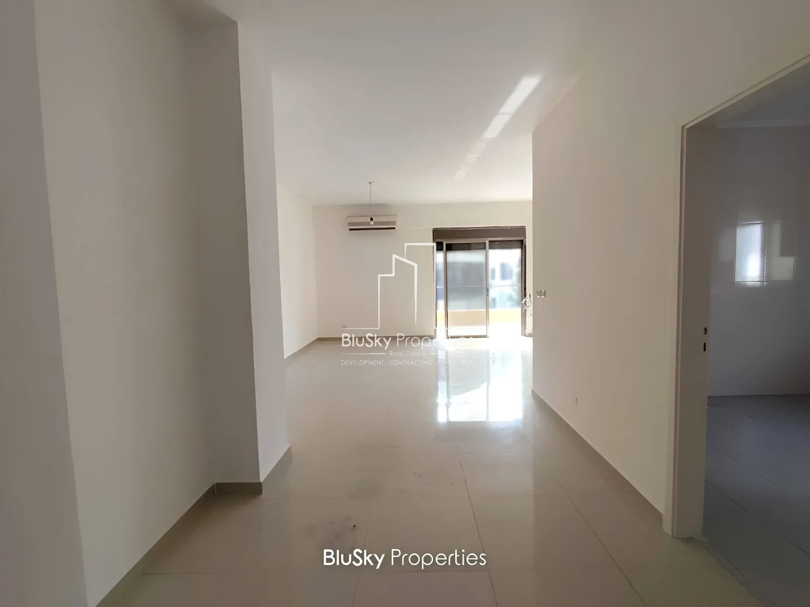 Apartment for Sale in Adonis - 3 bed, 4 bath