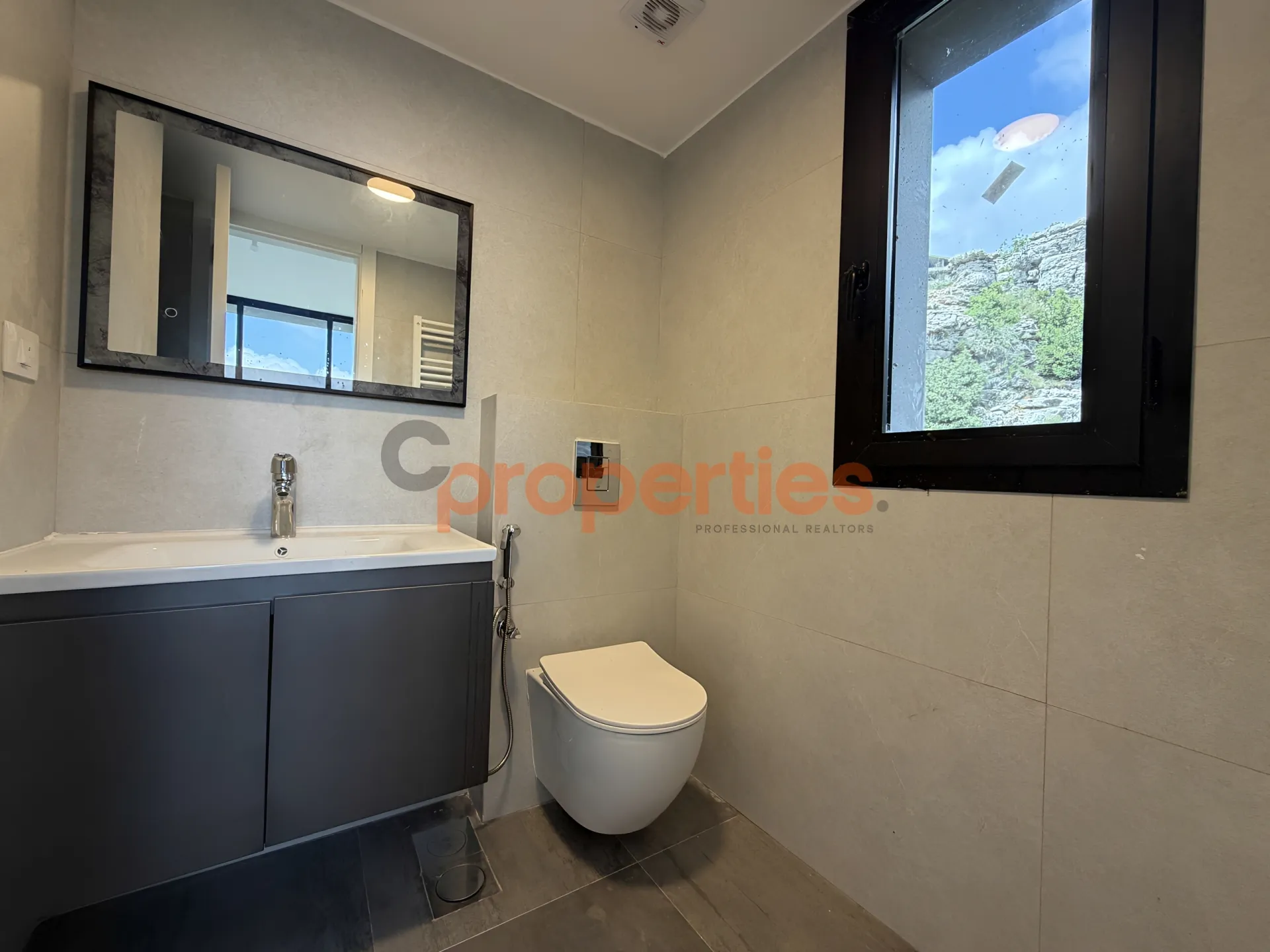 Apartment for Sale in Faitroun