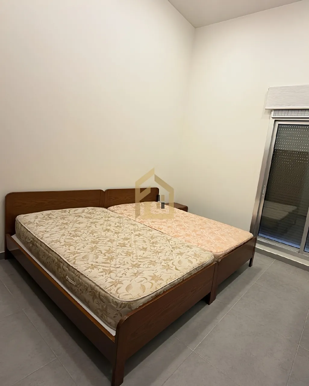 Apartment for rent in Forn El Chebbak, Lebanon - 2 bed, 2 bath