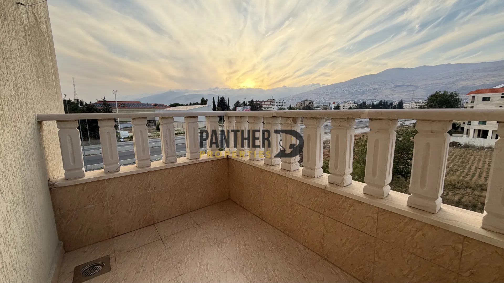 Apartment for sale in Taalabaya