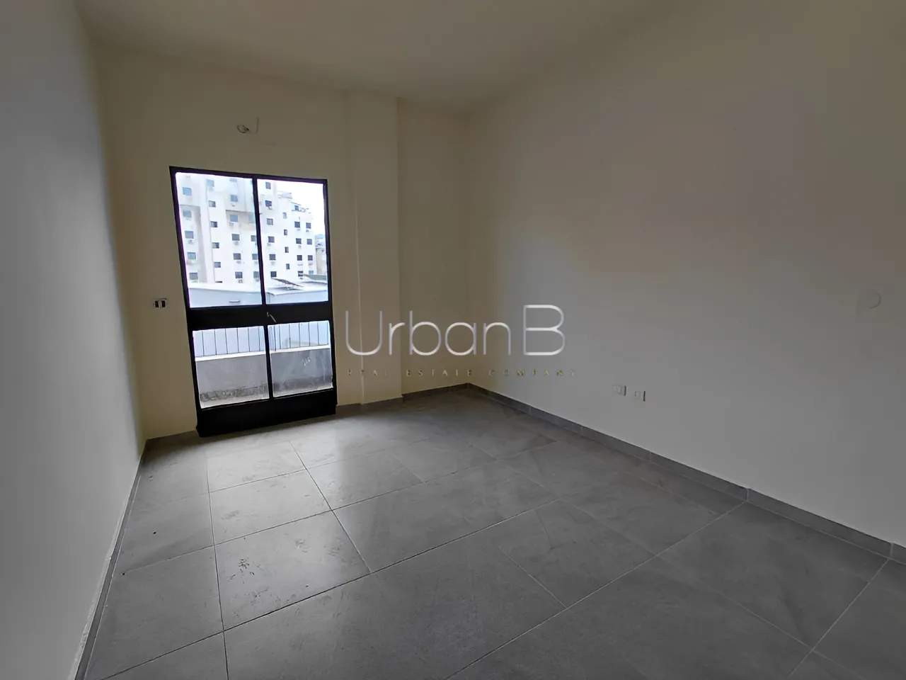 Office for rent in Baouchriyeh