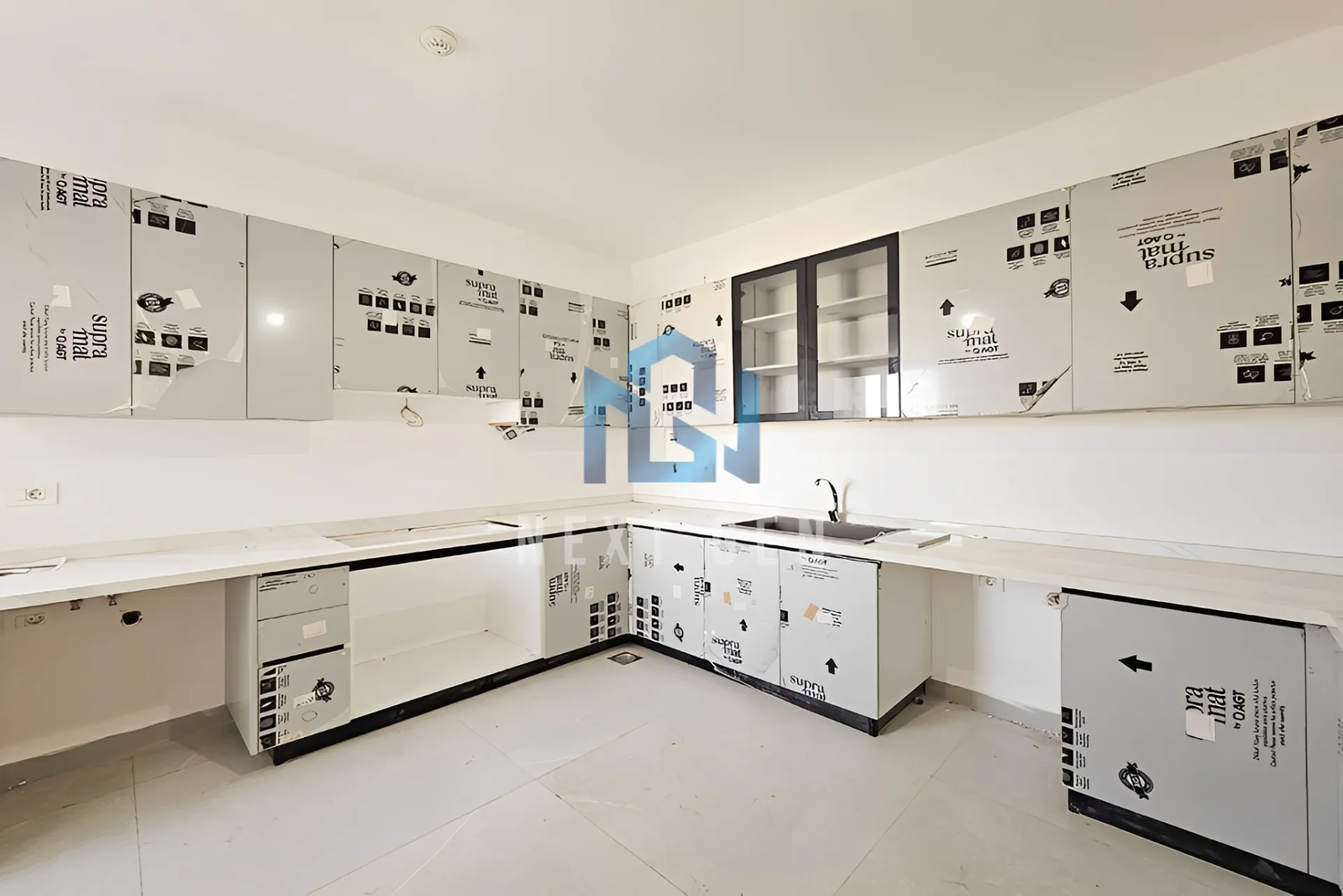 Apartment for sale in Spears, Bayrut, Lebanon