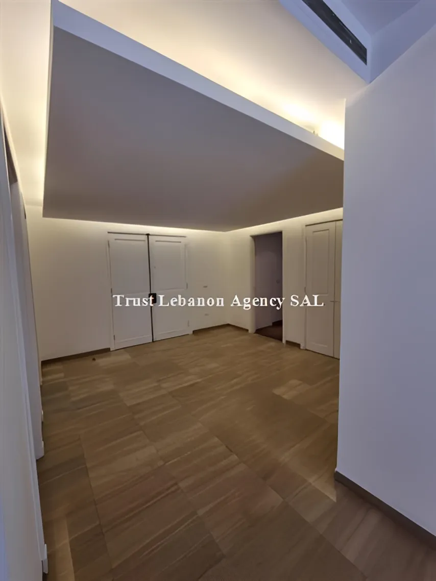 Apartment for Sale in Ashrafieh Beirut - 4 bed, 3 bath