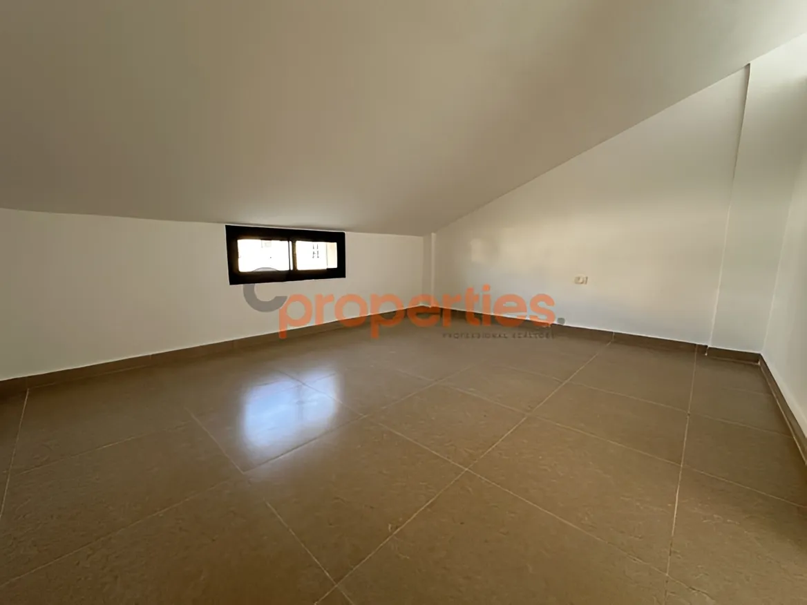 Apartment for Sale in Halat