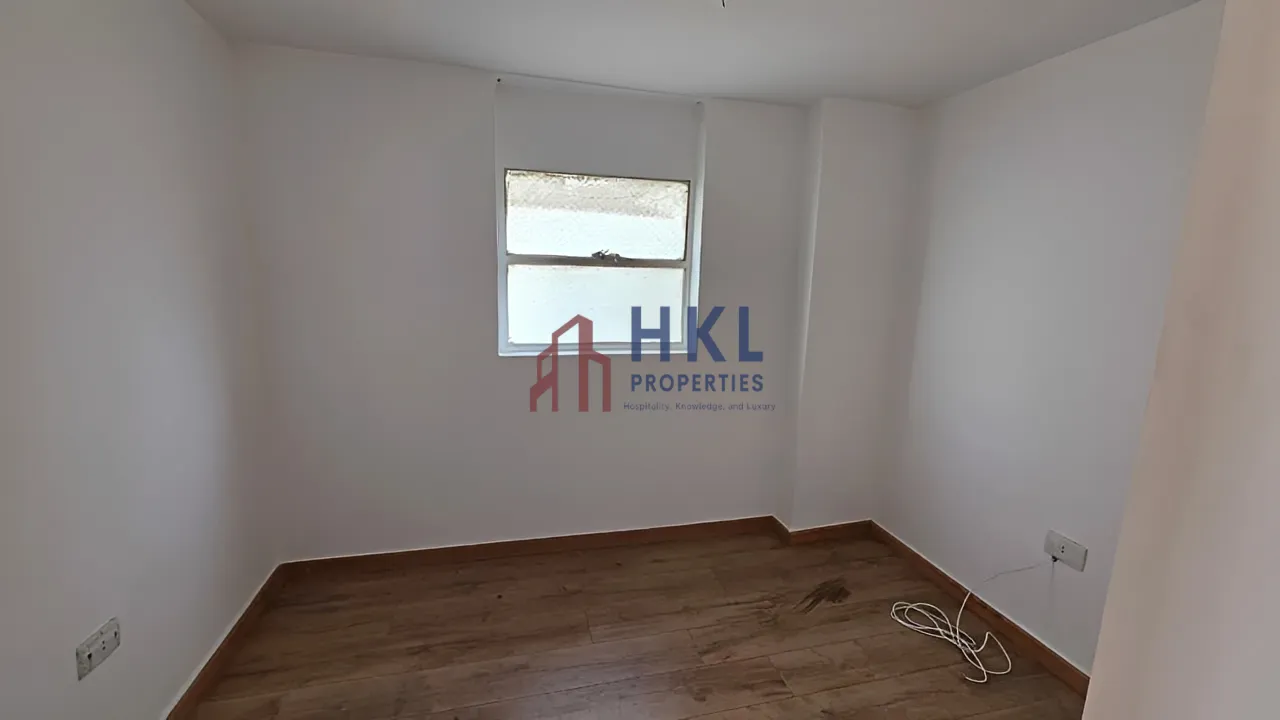 Office for sale in Sin El Fil