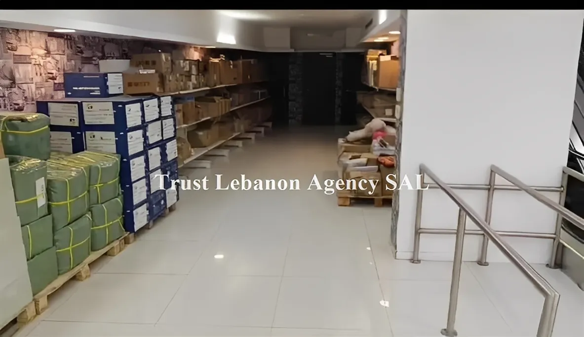Commercial Property For Rent in Beirut, Hamra