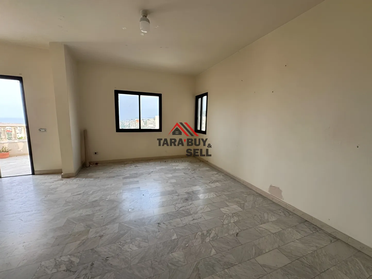 Apartment for rent in Rue 4