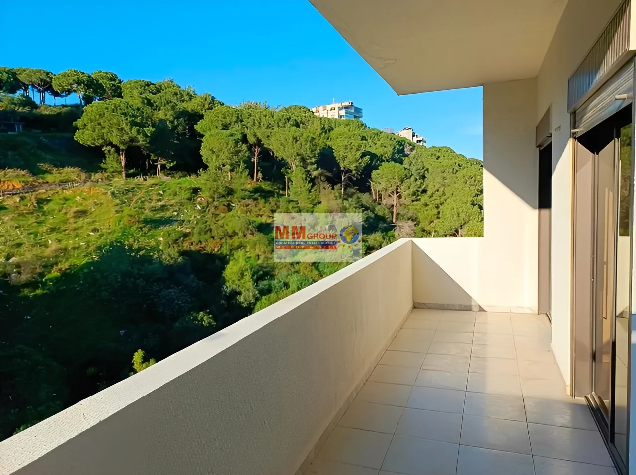 Apartment for Sale in Ain Saade