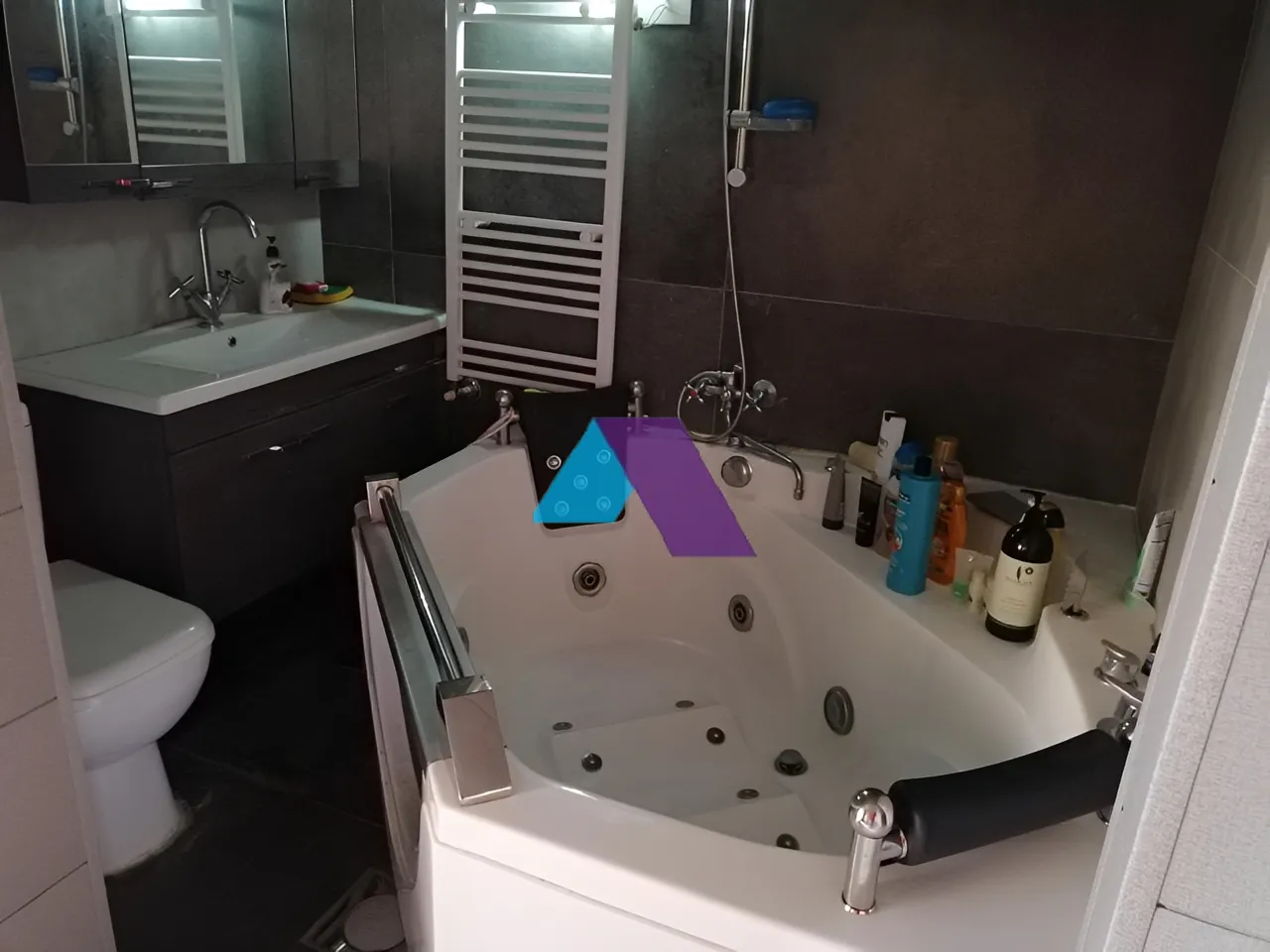 Apartment for Sale in Baabdat