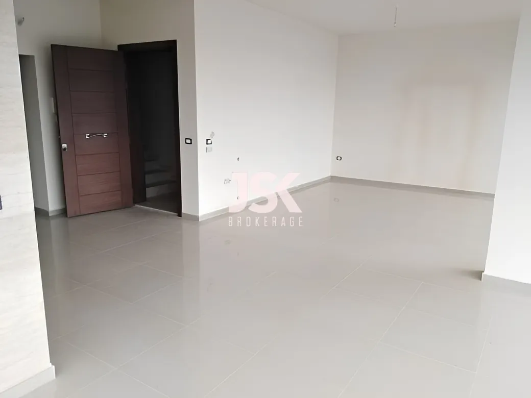 Apartment for Sale in Aatchane - 3 bed, 3 bath