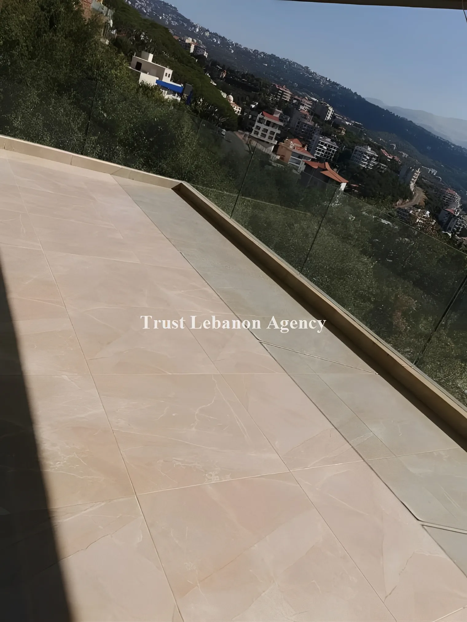 Apartment for Sale in Keserwan Ballouneh Lebanon - 4 bed, 2 bath