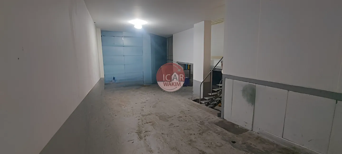 Warehouse for sale in Antelias