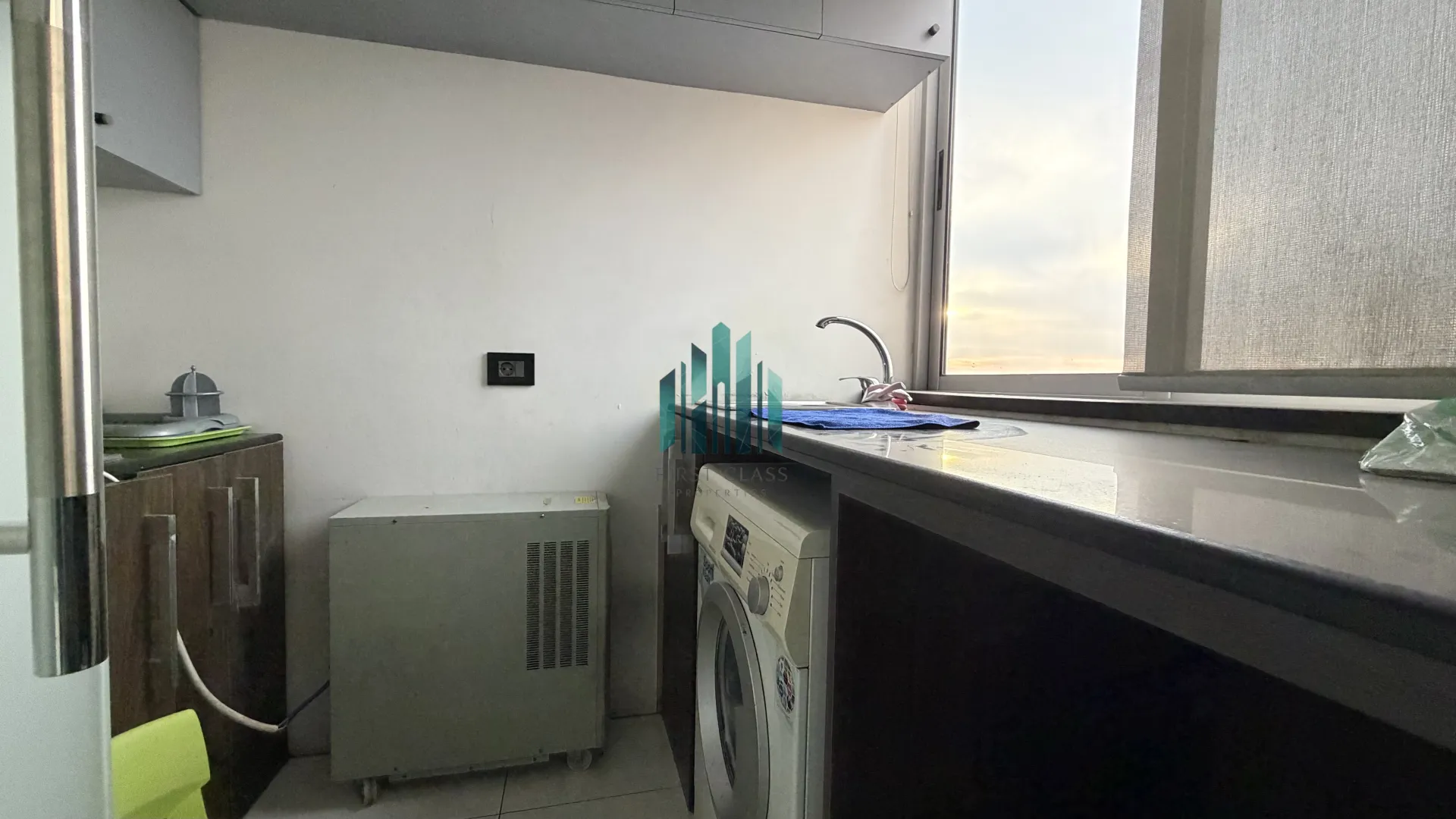 Office for sale in Jal El Dib