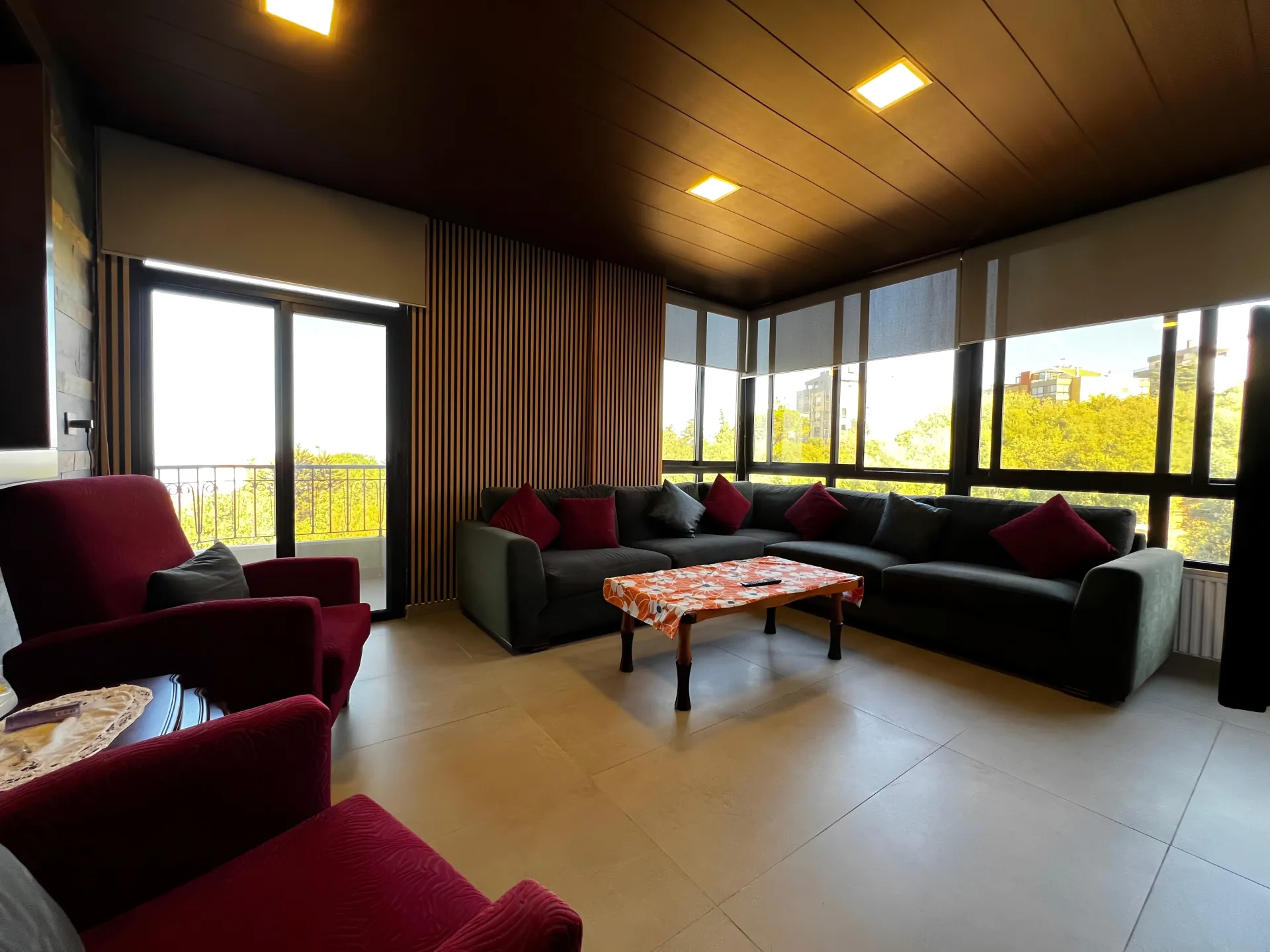 Apartment for Rent in Ballouneh - 3 bed, 3 bath