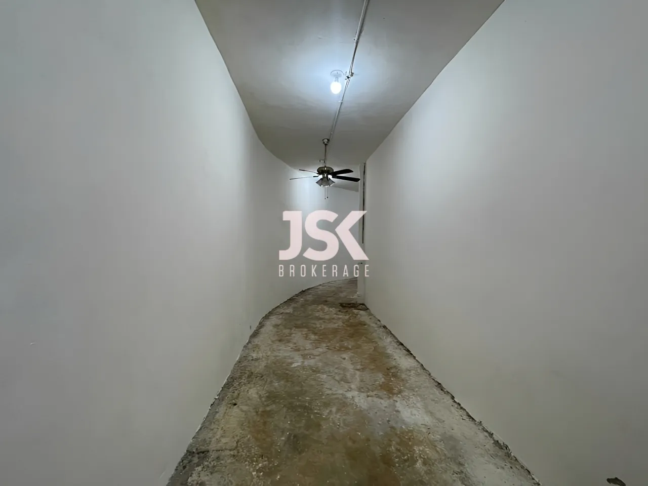Warehouse for Rent in Achrafieh