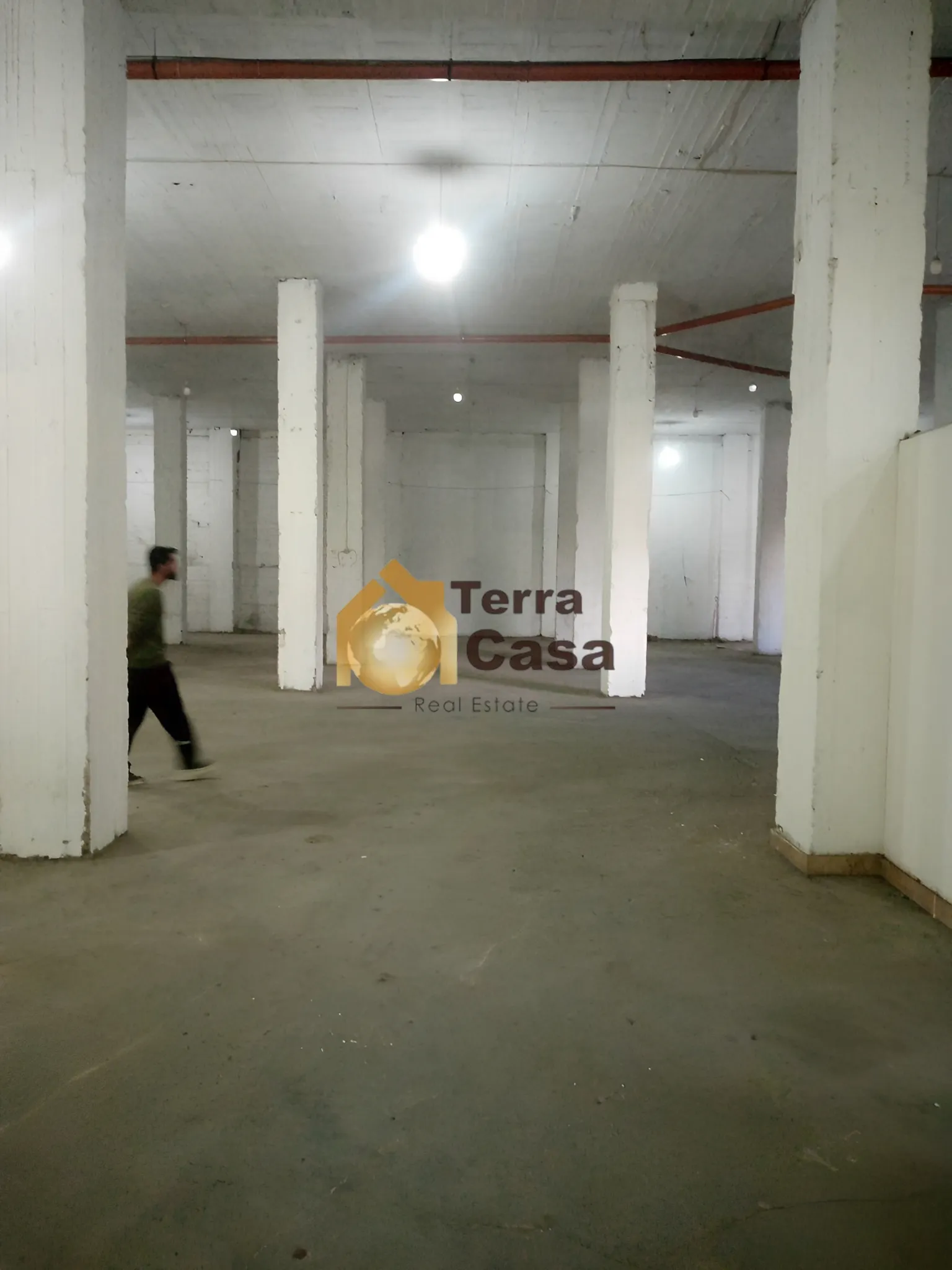 Warehouse for Rent in Haouch el Omara
