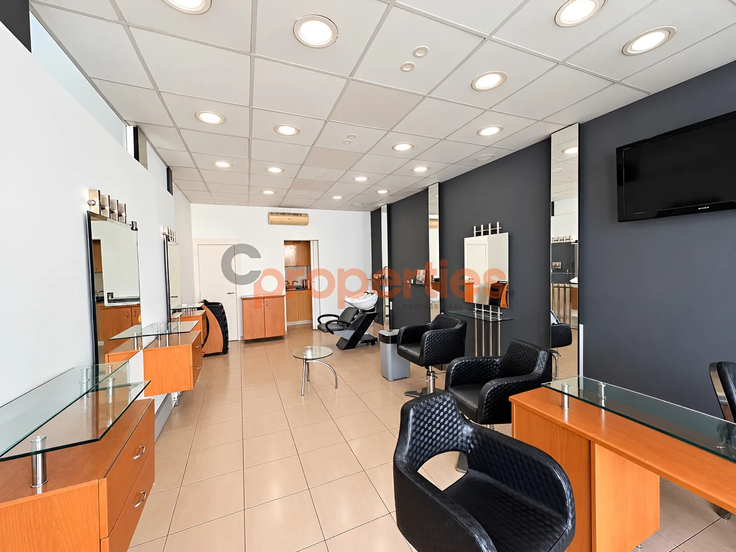 Shop for Rent in Dekwaneh
