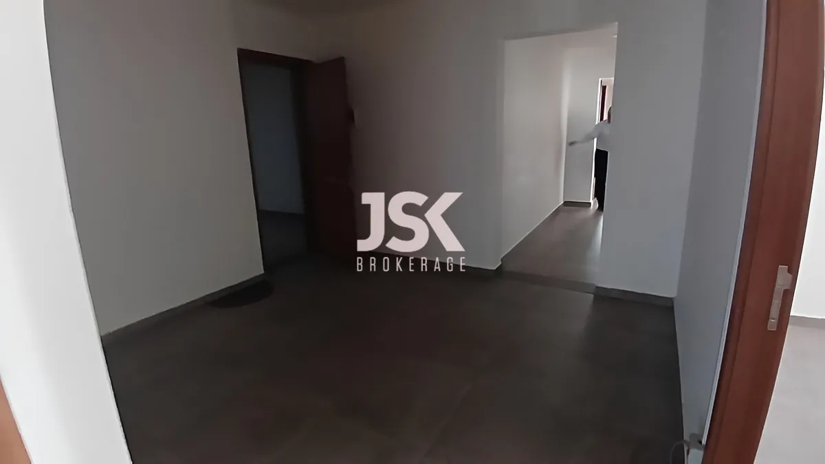 Office for rent in Jdeideh