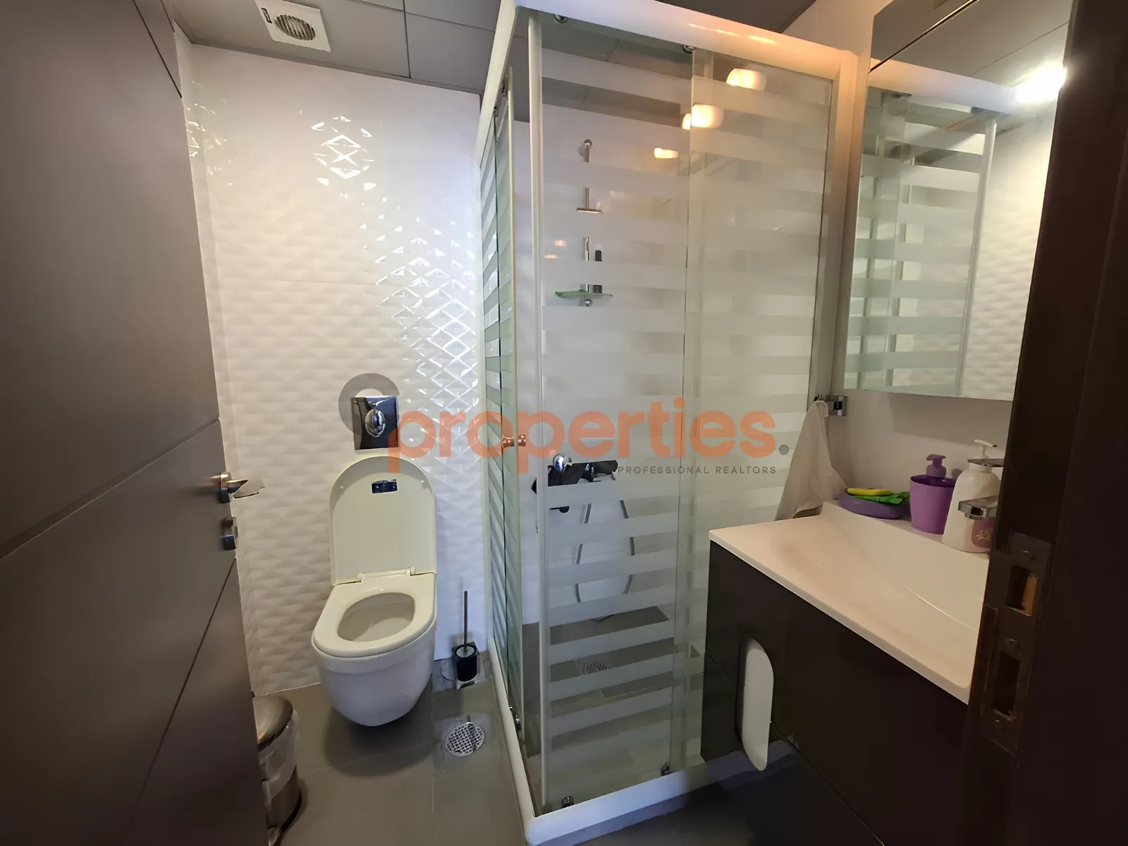 Chalet for sale in Tabarja, Lebanon
