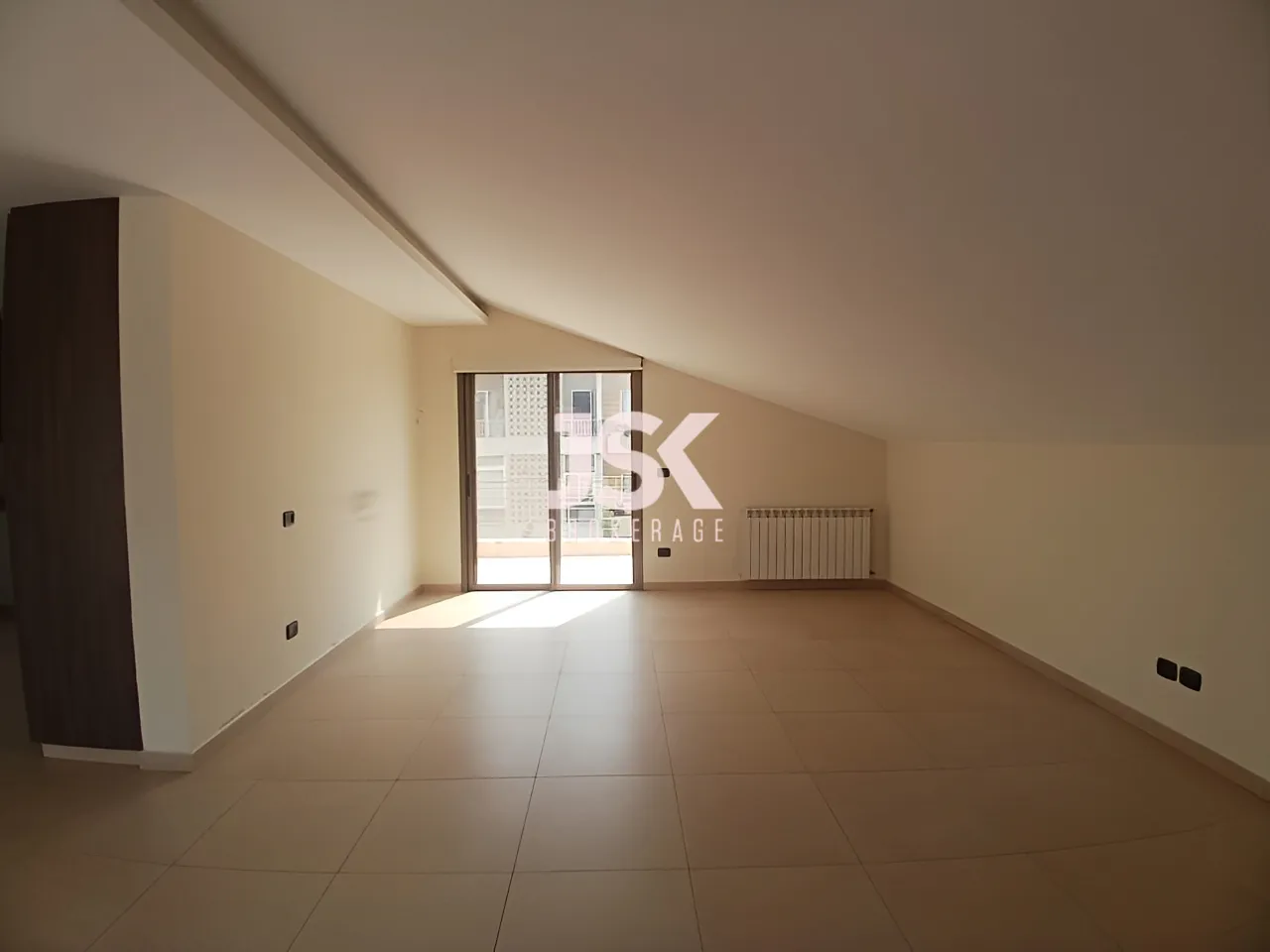 Apartment for Rent in Qornet El Hamra