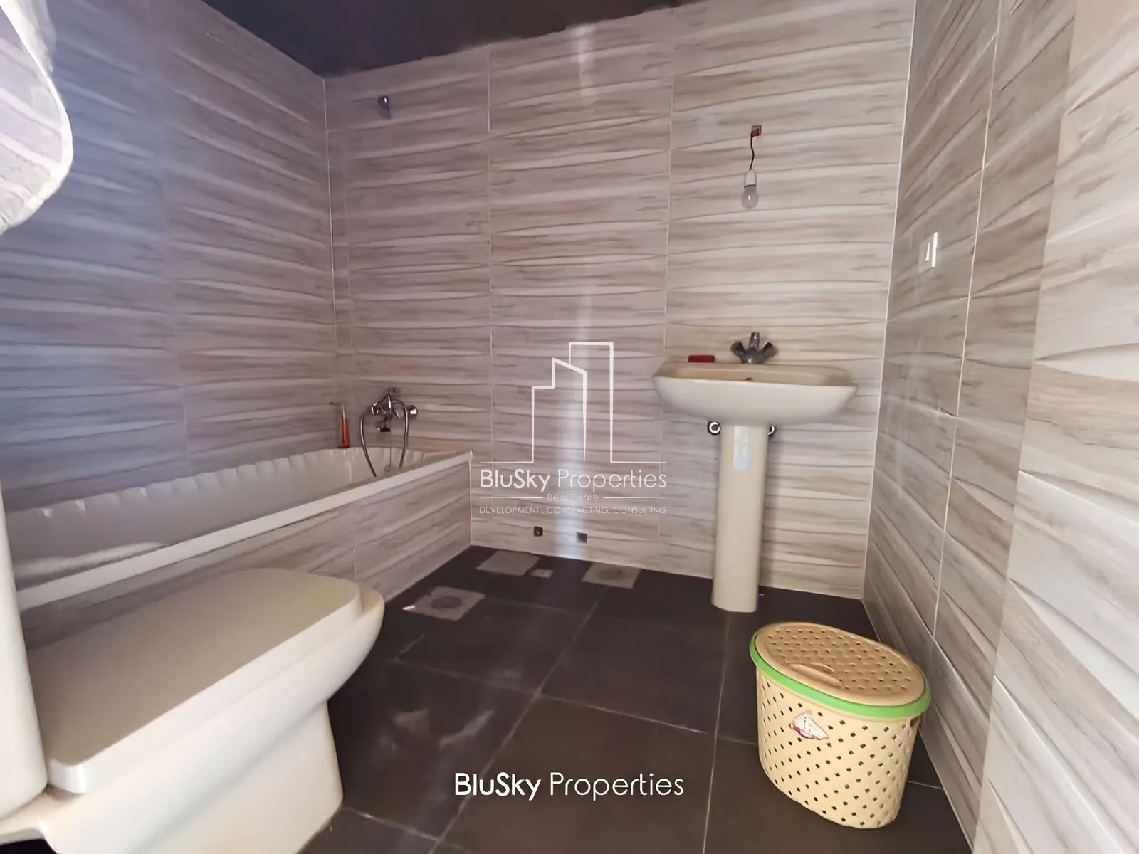 Duplex for Sale in Oqaibe