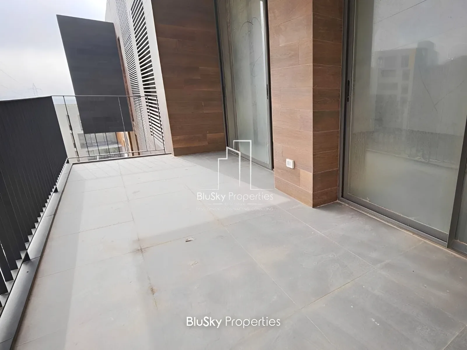 Apartment for Sale in Beit Meri - 2 bed, 5 bath