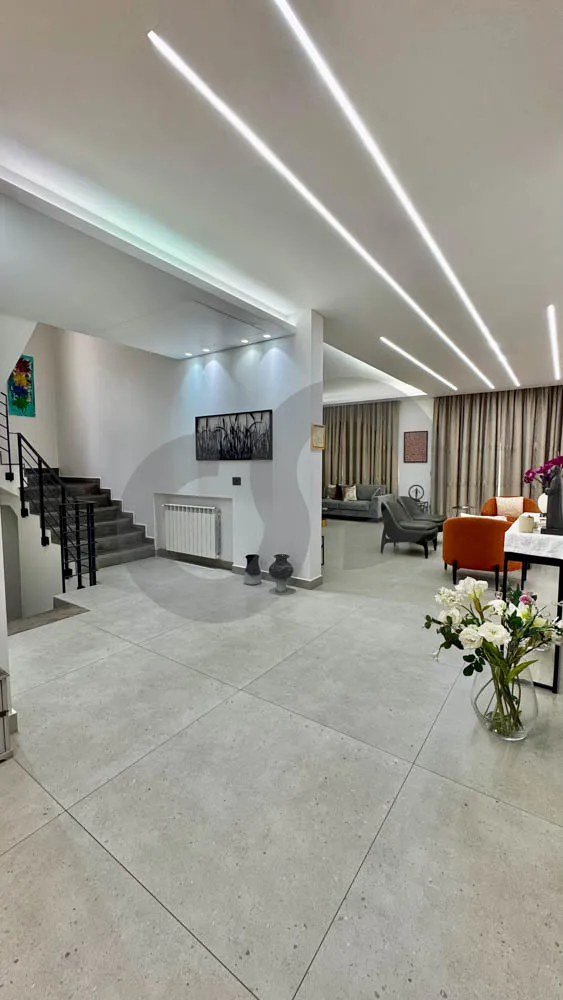 Villa for Sale in Okaibeh